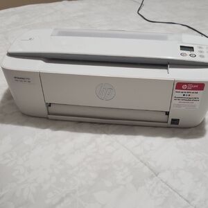 HP White DeskJet Printer 3755